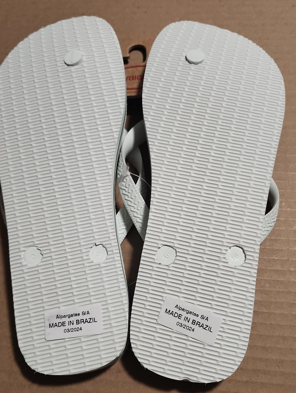 Havaianas White Flip Flops